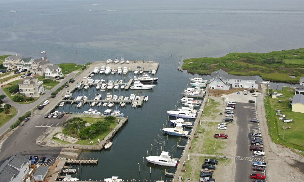 Teach’s Lair Marina live streaming